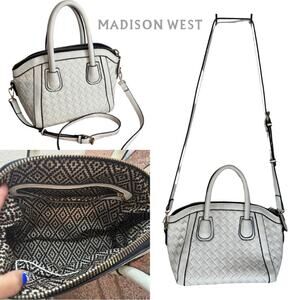 2/for $20 🪩 MADISON WEST Elegant White Woven Handbag